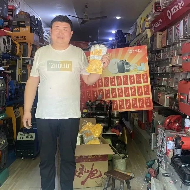 制定新的帽子質(zhì)量檢查體系現(xiàn)場