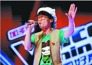丁克森脫下帽子向音樂致敬，卻遺憾離開舞臺